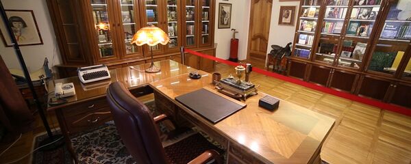 Все в первозданном виде — как выглядит дом-музей Айтматова. Видео - Sputnik Кыргызстан