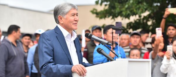 Бывший президент КР Алмазбек Атамбаев. Архивное фото - Sputnik Кыргызстан