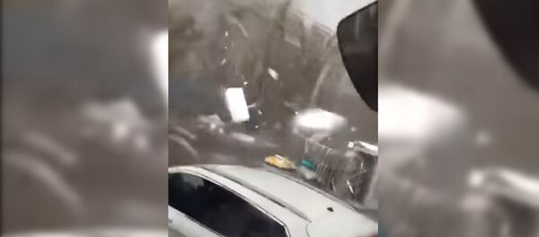 В Китае мощный смерч убил шестерых и ранил 120 человек. Видео - Sputnik Кыргызстан