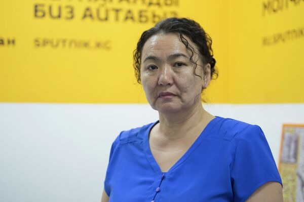 Как поступают с прибывшими без ПЦР-теста — правила в КР и других странах - Sputnik Кыргызстан