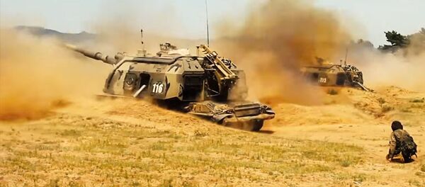 Как боевая техника будет действовать на поле боя — зрелищное видео из РФ Как боевая техника будет действовать на поле боя — зрелищное видео из РФ - Sputnik Кыргызстан