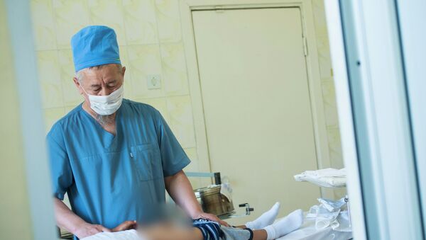 Детский уролог, хирург Бакыт Жданов - Sputnik Кыргызстан