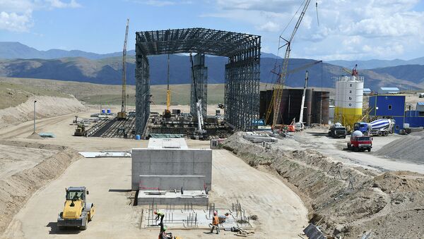 Строительство фабрики на золоторудном месторождении Джеруй в Таласской области - Sputnik Кыргызстан