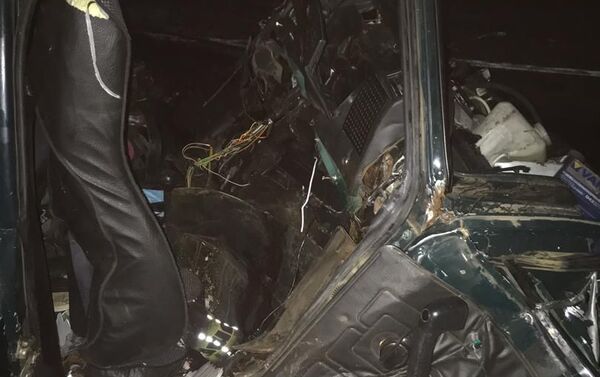 В Оренбургской области РФ в автомобильной аварии погибли три гражданина КР, которые возвращались на родину из Санкт-Петербурга - Sputnik Кыргызстан