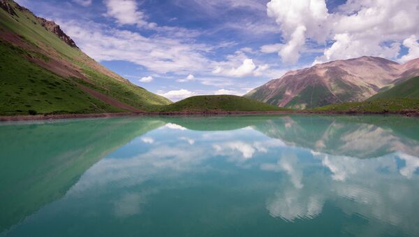 Озеро Кол-Тор в Чуйской области - Sputnik Кыргызстан