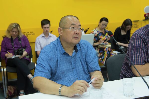 Политолог Марат Казакбаев - Sputnik Кыргызстан