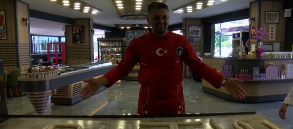 Турецкий повар отправил Путину пирог в благодарность за поставки С-400 - Sputnik Кыргызстан