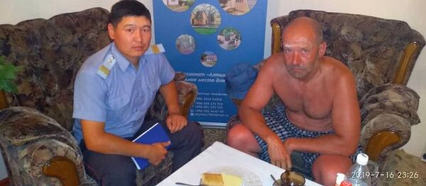 Найденный казахстанец, которого три дня искали на Иссык-Куле - Sputnik Кыргызстан