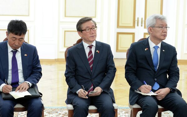 Обсуждены перспективы двустороннего сотрудничества между странами. - Sputnik Кыргызстан