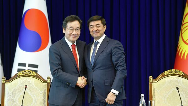 Официальный визит премьер-министра Южной Кореи Ли Нак Ёна в Кыргызстан - Sputnik Кыргызстан