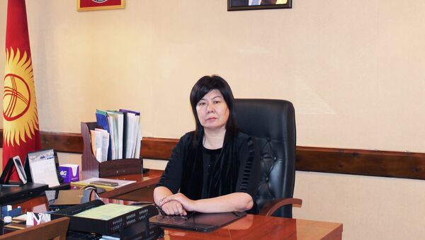 Директор департамента регистрации актов гражданского состояния при ГРС Мухабат Пратова - Sputnik Кыргызстан