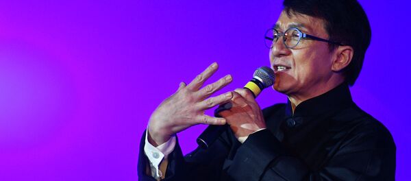 Актер Джеки Чан. Архивное фото Актер Джеки Чан. Архивное фото - Sputnik Кыргызстан