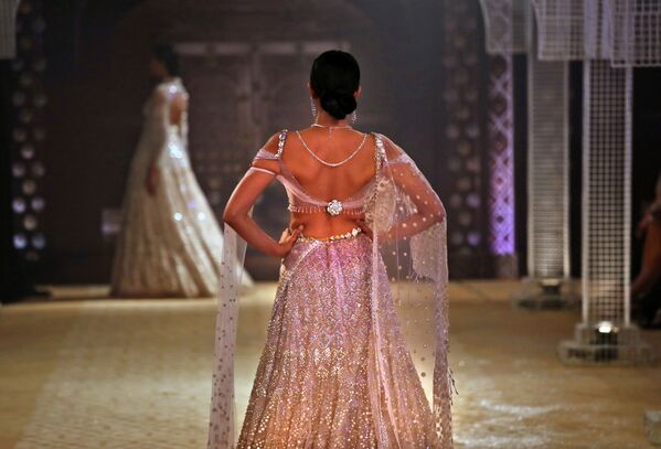 Неделя индийской моды в Нью-Дели - Sputnik Кыргызстан
