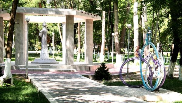 Реконструкции парка Токтогула Сатылганова в Оше - Sputnik Кыргызстан