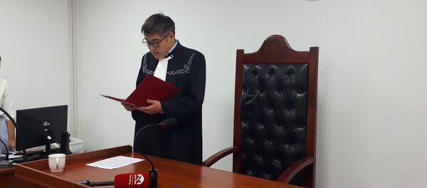 Заседание по делу о возможном получении взятки Азимканом Жусубалиевым - Sputnik Кыргызстан