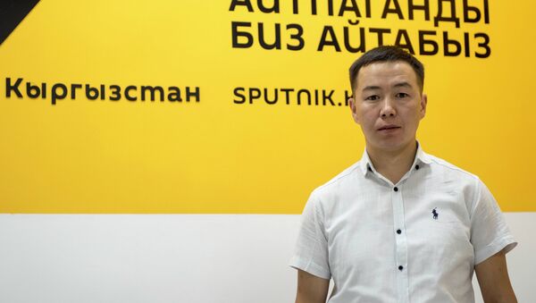 Специалист социального отдела мэрии Бишкека Баркалбас Байтиков - Sputnik Кыргызстан