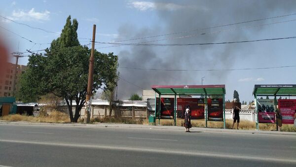 Пожар в мебельном цеху в восточной части Бишкека - Sputnik Кыргызстан