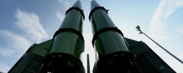Ракетный комплекс Искандер-М. Архивное фото - Sputnik Кыргызстан