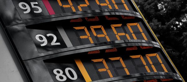 Какие АЗС Бишкека недоливают бензин - Sputnik Кыргызстан