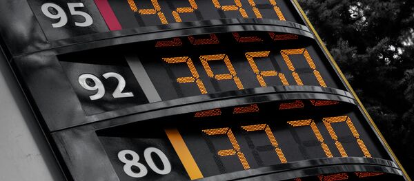 Бишкекте кайсы май куюу жайлары бензинди жеткирбей куят? - Sputnik Кыргызстан