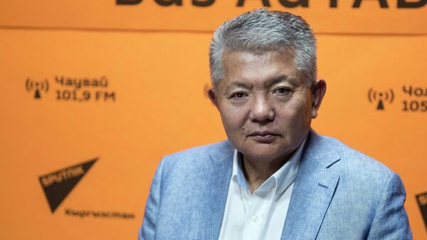 Бывший министр иностранных дел КР, экс-посол Кыргызстана в России Аликбек Джекшенкулов - Sputnik Кыргызстан