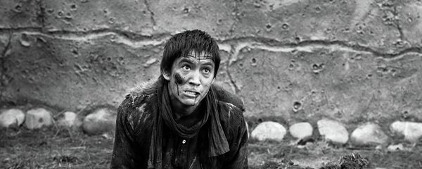 Актер жана режиссер Аман Камчыбековдун сүрөтү 1978-жылы Чүй облусунда тартылган - Sputnik Кыргызстан