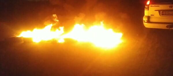 На территории дома Атамбаева пожар. Видео На территории дома Атамбаева пожар. Видео - Sputnik Кыргызстан