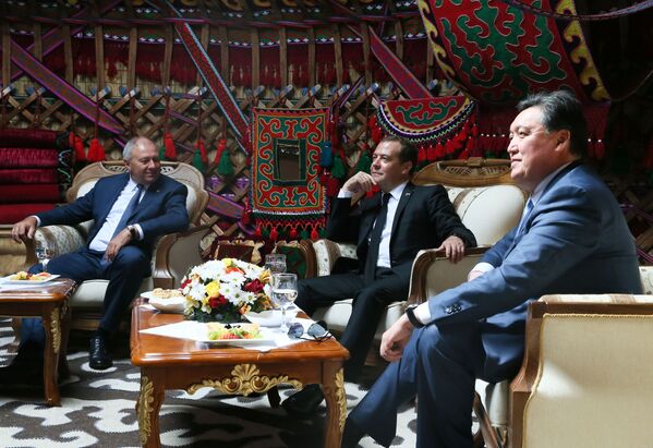 Премьер-министр РФ Д. Медведев принял участие в заседании Евразийского межправительственного совета стран ЕАЭС - Sputnik Кыргызстан