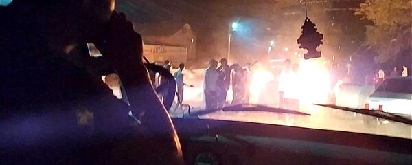 Жарадар аскерди жаалданган элден сууруп чыгып... Кой-Таштан репортаж - Sputnik Кыргызстан