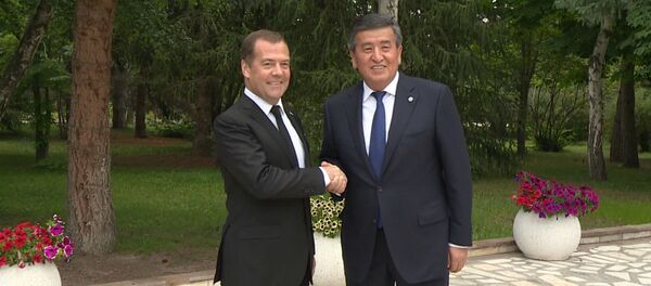 Медведев рассказал Жээнбекову о своем отношении к Иссык-Кулю - Sputnik Кыргызстан