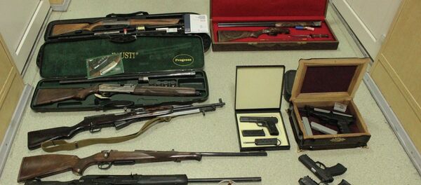 Задержание сотрудниками МВД бывшего президента Алмазбека Атамбаева - Sputnik Кыргызстан