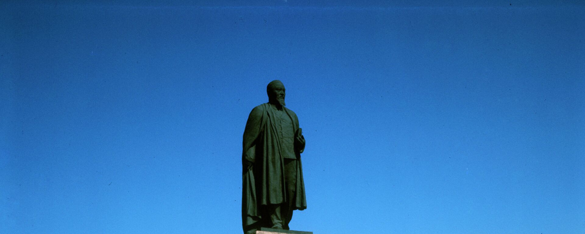 Памятник Абаю Кунанбаеву в Казахстане - Sputnik Кыргызстан, 1920, 11.08.2019