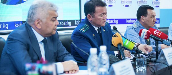 LIVE: Главы ГКНБ, МВД и Генпрокуратуры о ситуации с Атамбаевым - Sputnik Кыргызстан