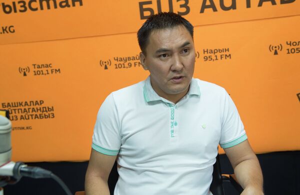 Был в отчаянье, бандиты забрали все — бишкекчанин о провалах в бизнесе - Sputnik Кыргызстан