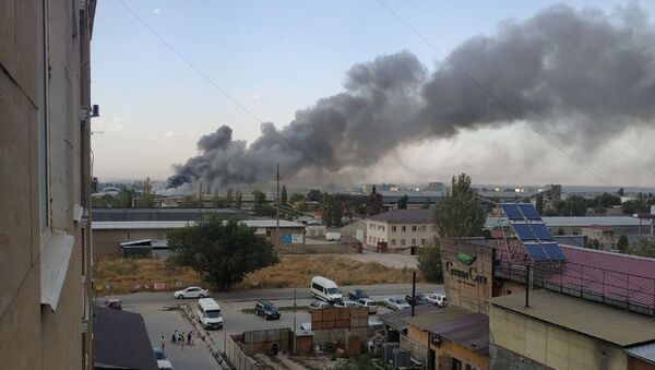Пожар в восточной части Бишкека - Sputnik Кыргызстан
