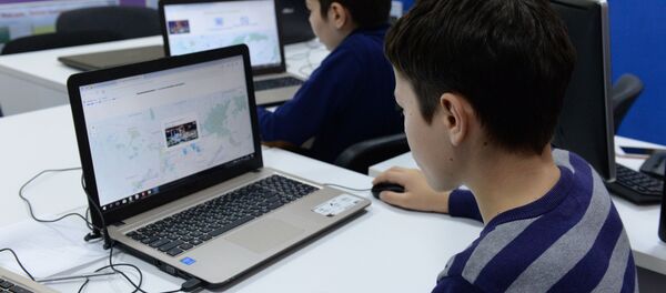 Мектеп окуучулары. Архив - Sputnik Кыргызстан