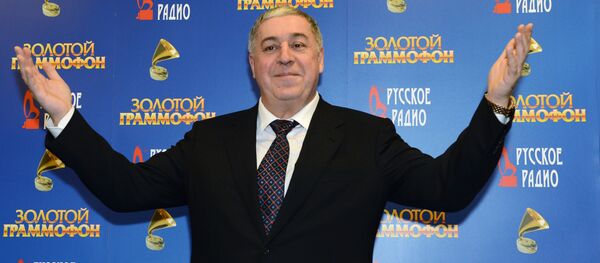 XIX Ежегодная церемония вручения премии Золотой Граммофон XIX Ежегодная церемония вручения премии Золотой Граммофон - Sputnik Кыргызстан