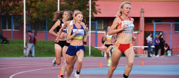 Бегунья из Кыргызстана Дарья Маслова завоевала золотую медаль Открытого чемпионата Беларуси по легкой атлетике - Sputnik Кыргызстан