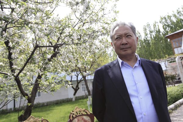 Жээнбеков уходит —  как в 61 год оставляли посты все президенты КР - Sputnik Кыргызстан