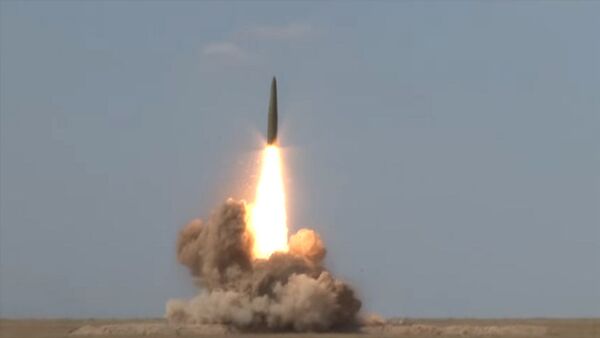Мощно! Ракета Искандер поразила объект противника — видео - Sputnik Кыргызстан