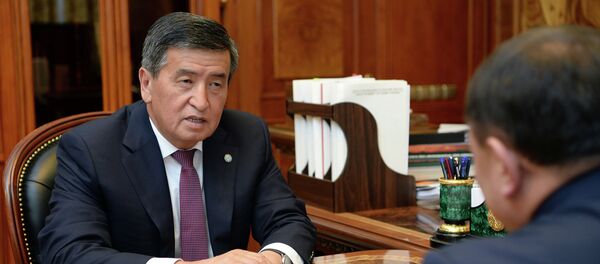 Встреча президента Сооронбая Жээнбекова с Торага Жогорку Кенеша - Sputnik Кыргызстан