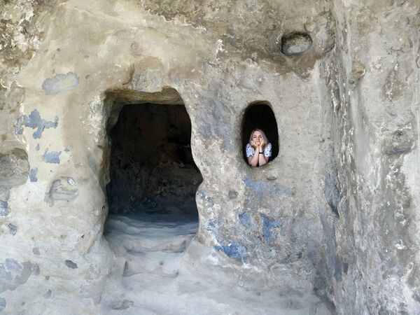 Гид уговорил туристов ограбить виноградник — кыргызстанка об отдыхе в Грузии - Sputnik Кыргызстан