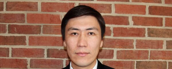 Экс-заведующий отделом образования, культуры и спорта Аппарата правительства КР Алмазбек Бейшеналиев - Sputnik Кыргызстан