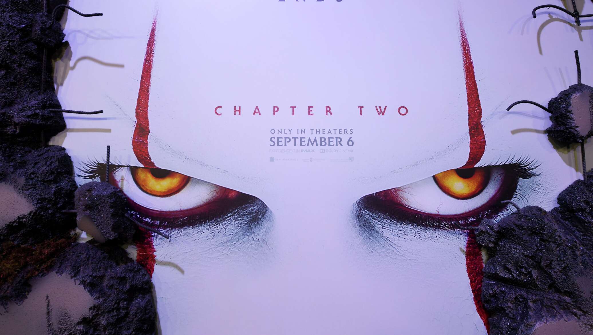 Оно 2 какой конец. Оно 2 it Chapter two (2019) Постер. Оно 2 Постер. Оно обложка фильма.