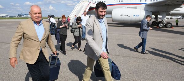 Участники договоренности об освобождении между Россией и Украиной прилетели в Москву - Sputnik Кыргызстан