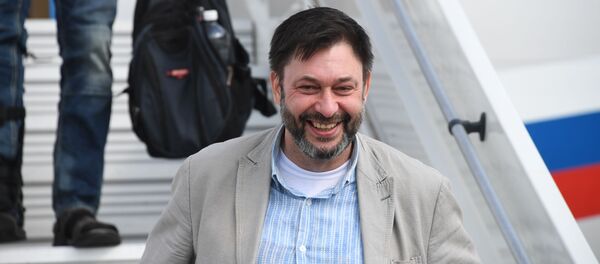 К. Вышинский прилетел в Москву - Sputnik Кыргызстан