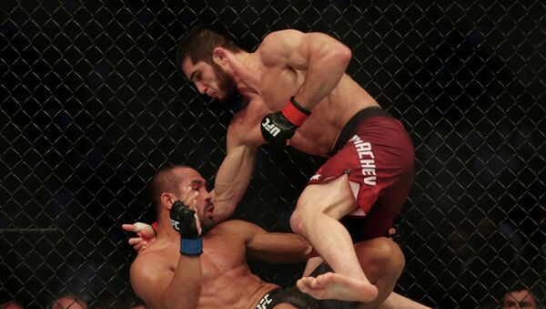 Турнир UFC 242 в Абу-Даби. Ислам Махачев и Дэйви Рамос - Sputnik Кыргызстан