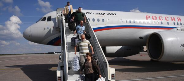 Участники договоренности об освобождении между Россией и Украиной прилетели в Москву - Sputnik Кыргызстан