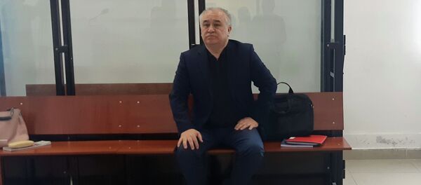 Пересмотр уголовного дела в отношении Омурбека Текебаева в Первомайском районном суде - Sputnik Кыргызстан