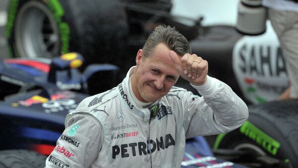 Немецкий гонщик, семикратный чемпион Формулы-1 Михаэль Шумахер. Архивное фото - Sputnik Кыргызстан